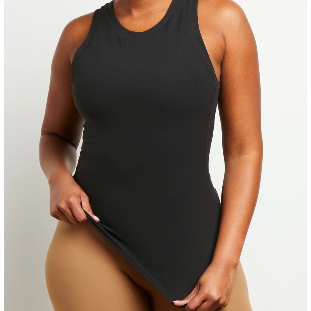 Stori Icon Fitted Tank - By Katy Hearn